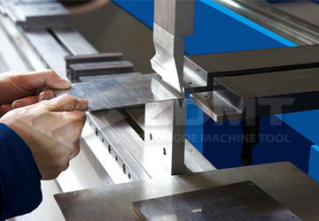 折弯工件.jpg 折弯工件.jpg